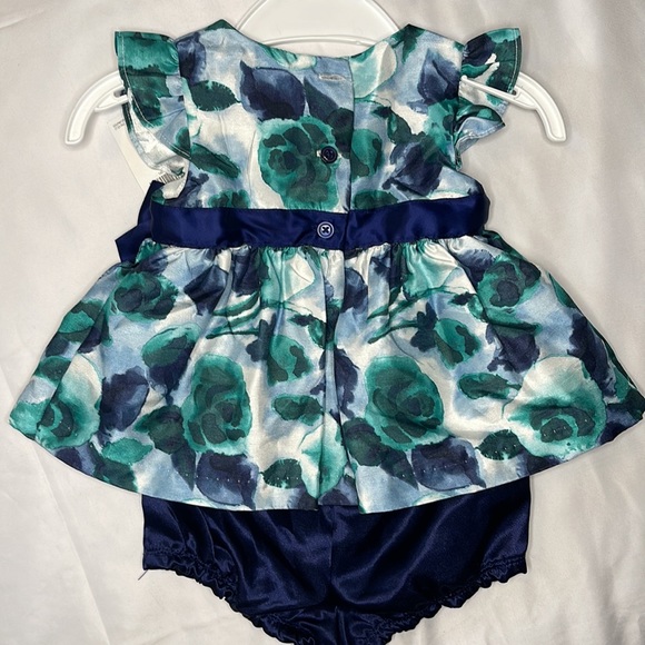 Dressed Up by Gymboree Baby Girl’s Two-Piece Set - Picture 8 of 10